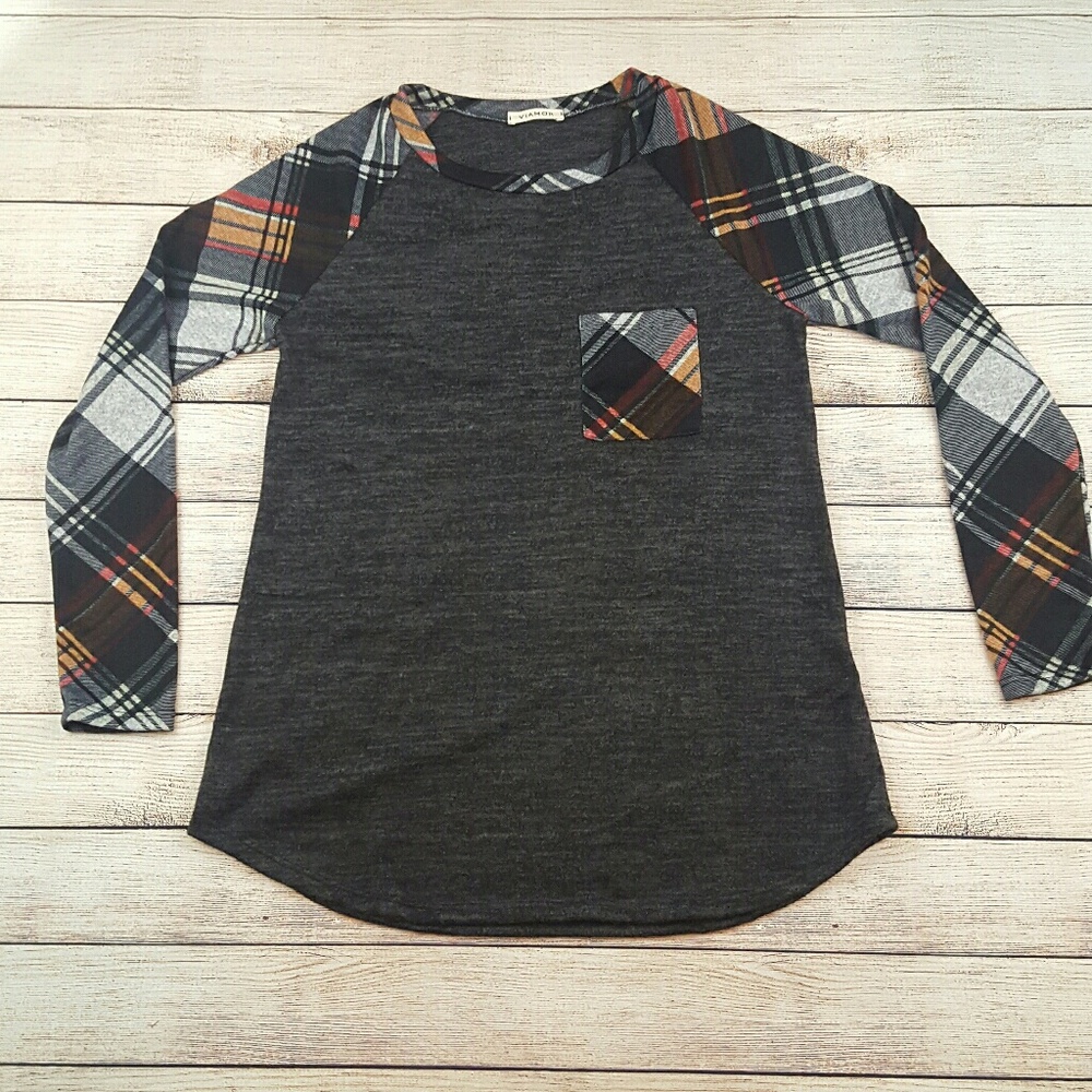 Viamor plaid print raglan top made in USA